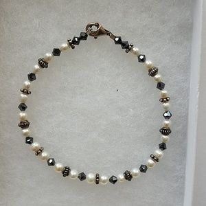 Pearl bracelet